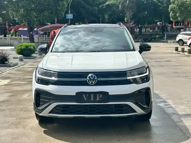 Volkswagen Tharu — Фото автомобиля 2