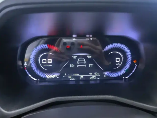 Geely Emgrand — Фото автомобиля 14