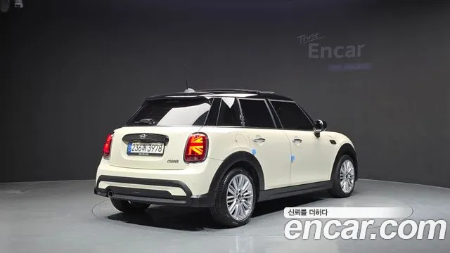 MINI Cooper — Фото автомобиля 2