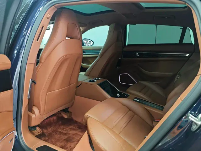 Porsche Panamera — Фото автомобиля 6