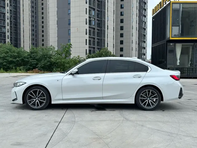 BMW 3 Series — Фото автомобиля 7
