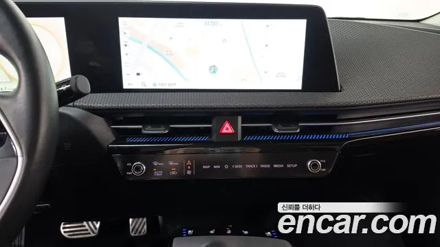 Kia EV6 — Фото автомобиля 18