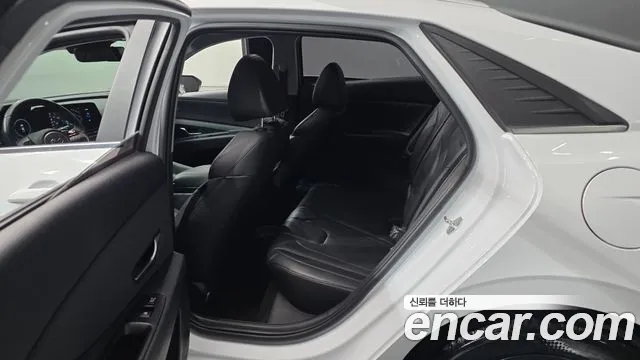 Hyundai Avante CN7 — Фото автомобиля 17