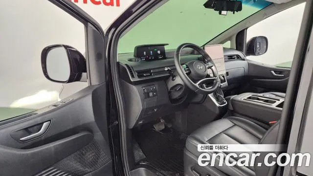 Hyundai Staria — Фото автомобиля 10