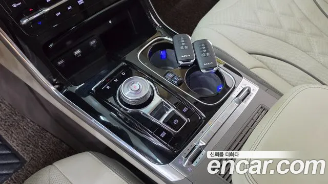Kia Canival Carnival 4 поколение Бензин 9 мест Hi-Limousine — Фото автомобиля 5