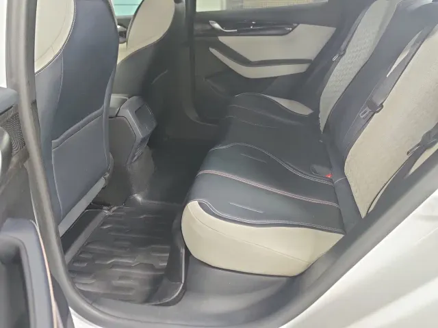 BYD Qin PLUS — Фото автомобиля 9