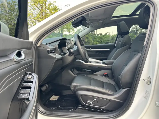Geely Xingrui — Фото автомобиля 10