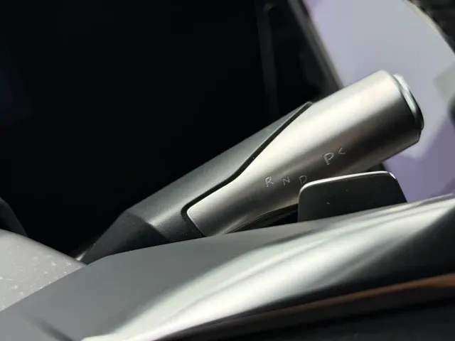 HiPhi HiPhi Y 2023 560km Elite Edition — Фото автомобиля 14