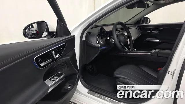 Mercedes-Benz E-Class W214 — Фото автомобиля 15