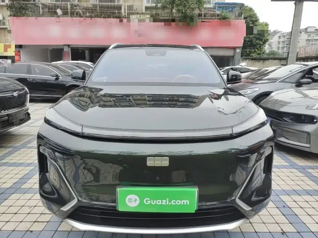 Geely Galaxy Starship 7 EM-i — Фото автомобиля 2