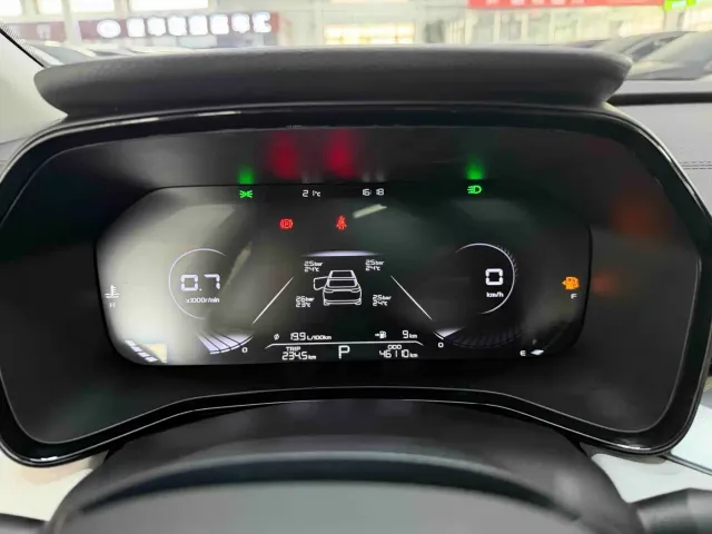 Geely Emgrand L — Фото автомобиля 11