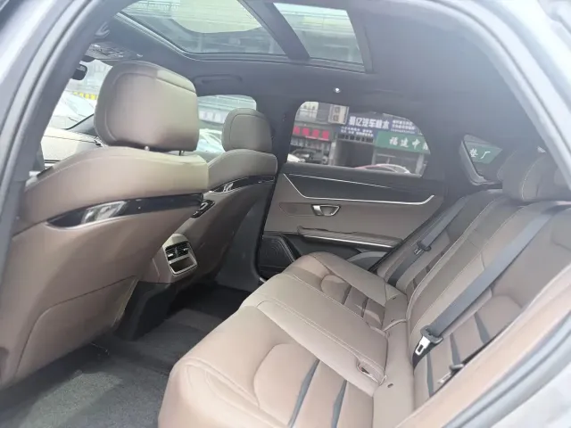 BYD Han — Фото автомобиля 8
