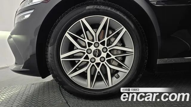 Genesis G80 Бензин 2.5 турбо 2WD — Фото автомобиля 4