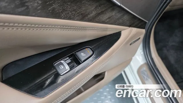 Kia K8 K8 Hybrid — Фото автомобиля 30