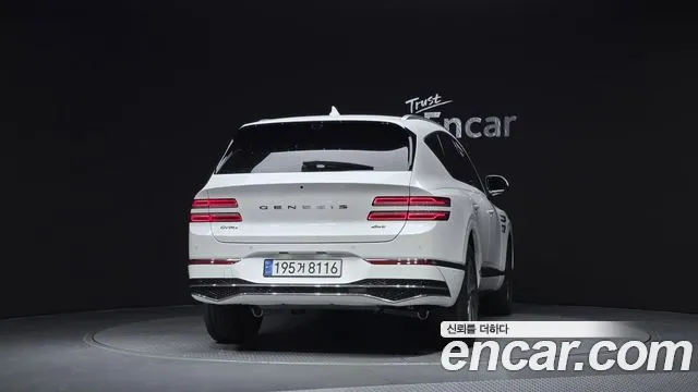 Genesis GV80 — Фото автомобиля 4