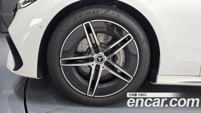 Mercedes-Benz E-Class E-класс W214 — Фото автомобиля 5