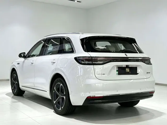 Shangjie SUV — Фото автомобиля 9