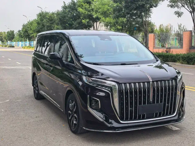 Hongqi HQ9 — Фото автомобиля 2
