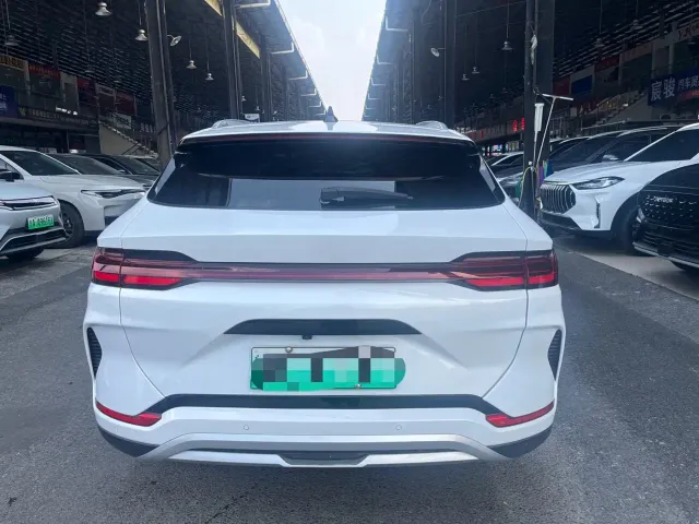 BYD Song PLUS — Фото автомобиля 8