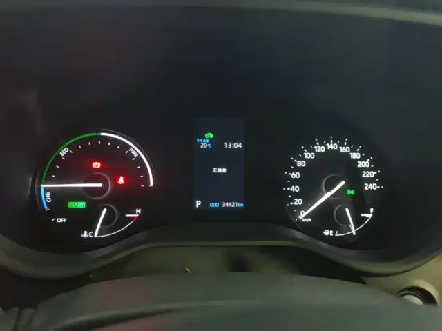 Toyota Sienna — Фото автомобиля 11