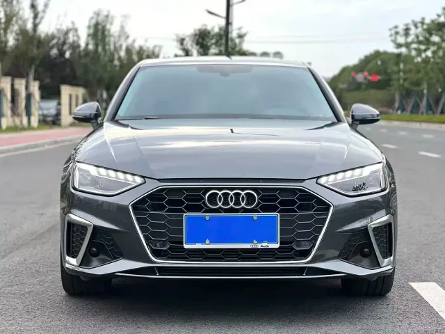 Audi A4L — Фото автомобиля 2