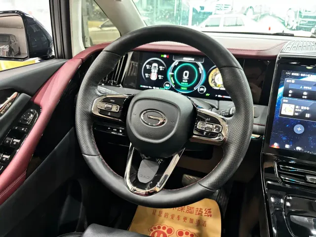GAC Trumpchi E9 — Фото автомобиля 9