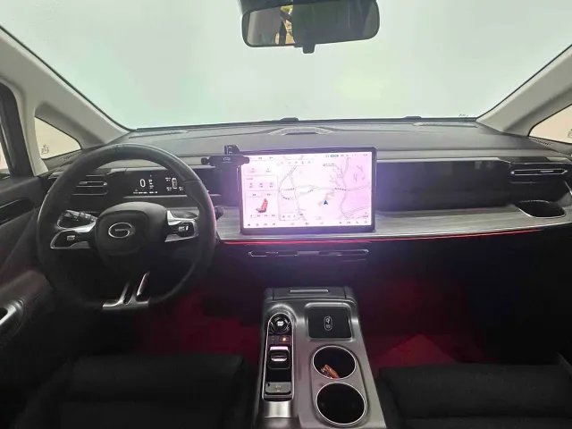 GAC Trumpchi E8 — Фото автомобиля 14