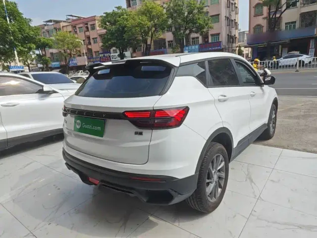 Geely Binyue — Фото автомобиля 6