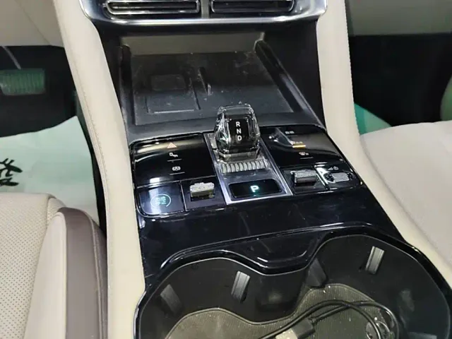 BYD Song PLUS — Фото автомобиля 13