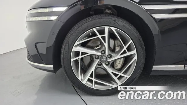 Genesis G90 Бензин 3.5 турбо AWD — Фото автомобиля 5
