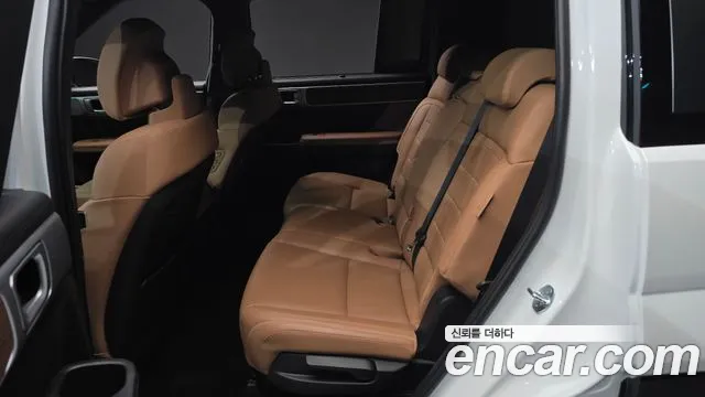 Hyundai Santafe — Фото автомобиля 11