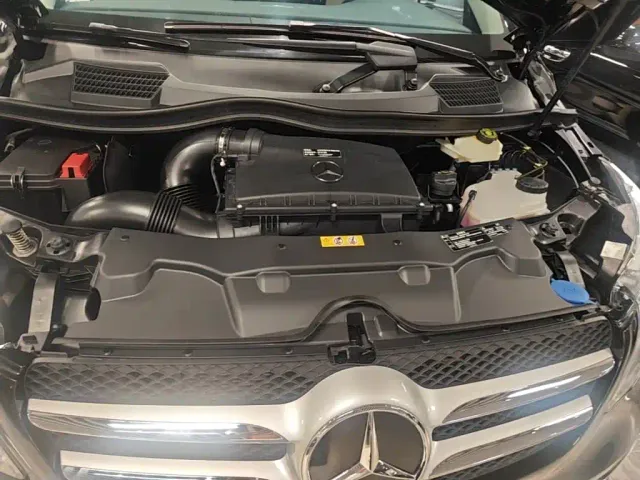 Mercedes-Benz V-Class — Фото автомобиля 15
