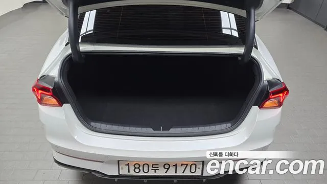 Kia K5 Prestige — Фото автомобиля 29