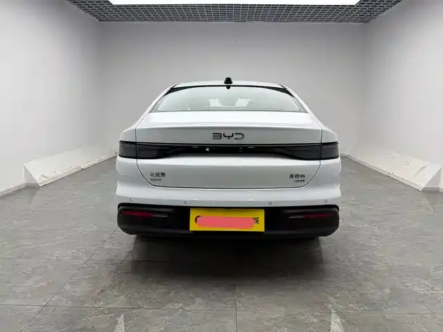 BYD Seal 05 DM-i — Фото автомобиля 3