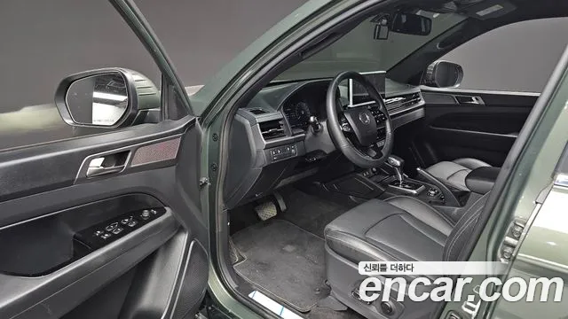 KG_Mobility_Ssangyong Rexton Новый Rexton Sport Khan Дизель 2.2 4WD — Фото автомобиля 12