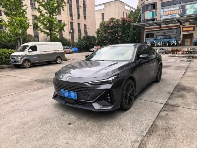 Фотография автомобиля — Changan UNI-V