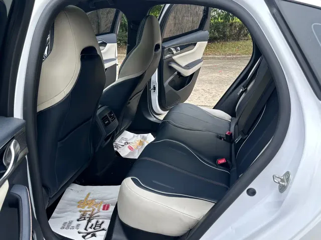 BYD Qin PLUS — Фото автомобиля 7