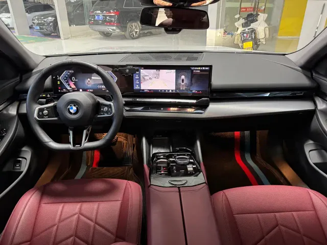 BMW 5 Series — Фото автомобиля 5