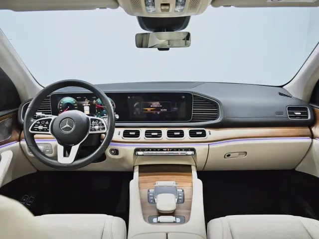 Mercedes-Benz GLE-Class — Фото автомобиля 9