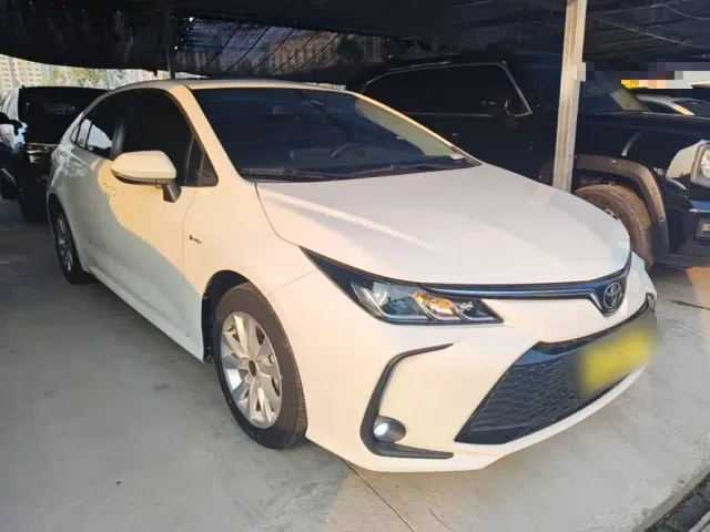 Toyota Corolla — Фото автомобиля 3