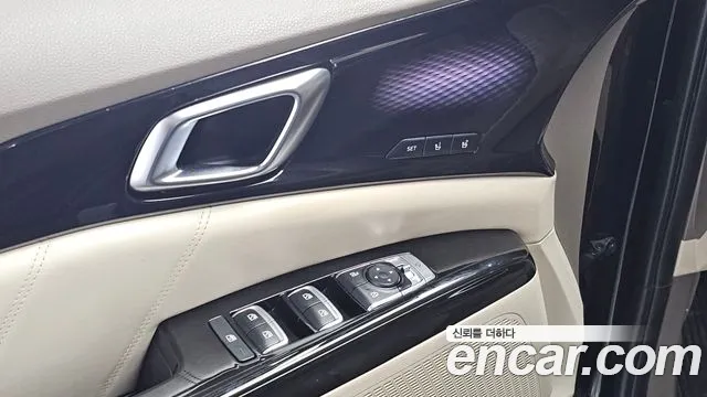 Kia Canival Carnival 4 поколение Бензин 9 мест Hi-Limousine — Фото автомобиля 28