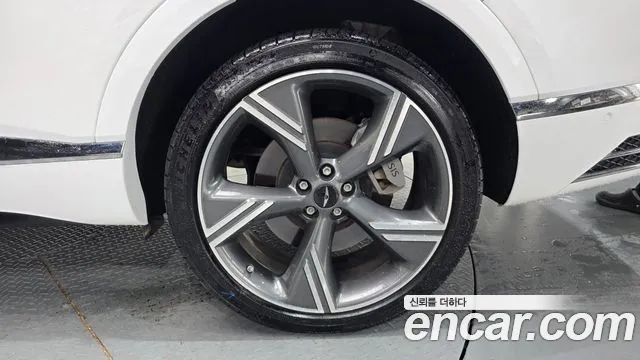 Genesis GV80 2.5T Бензин AWD — Фото автомобиля 19
