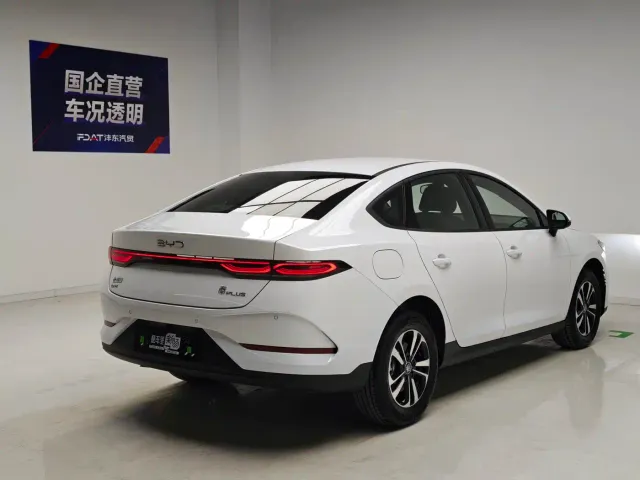 BYD Qin PLUS — Фото автомобиля 4