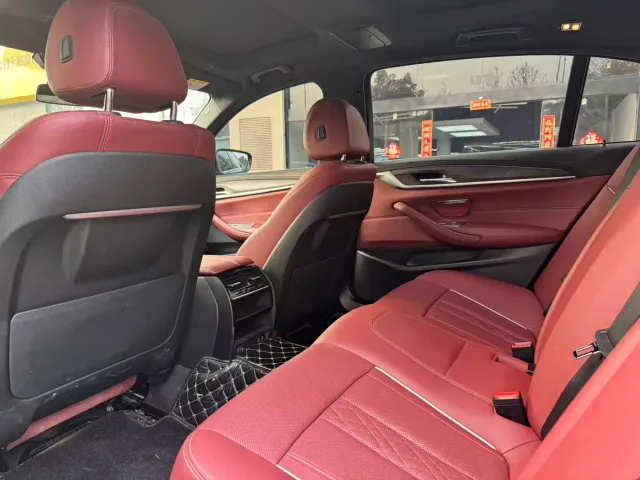 BMW 5 Series — Фото автомобиля 7