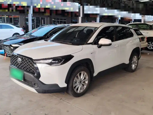 Фотография автомобиля — Toyota Corolla Cross