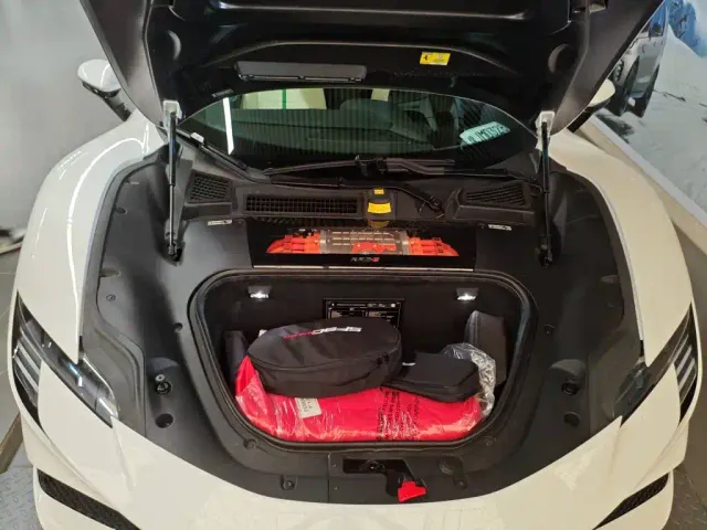Ferrari SF90 — Фото автомобиля 7