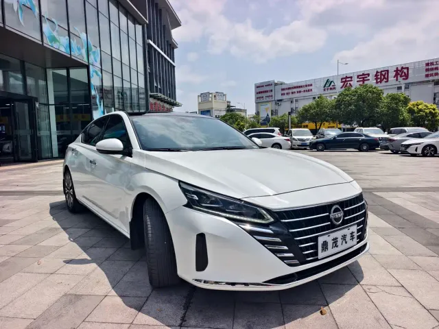 Nissan Teana — Фото автомобиля 8