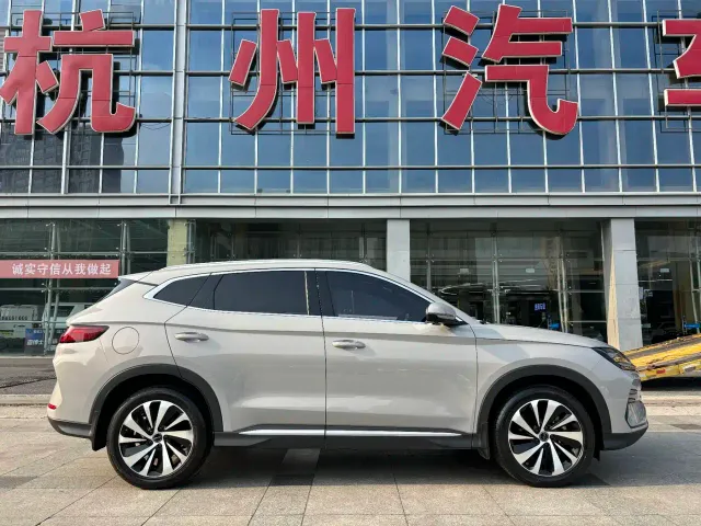 BYD Song PLUS — Фото автомобиля 5