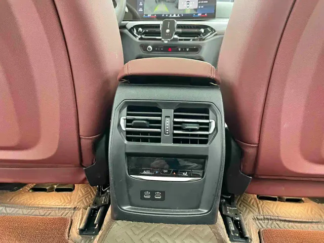 BMW 3 Series — Фото автомобиля 14