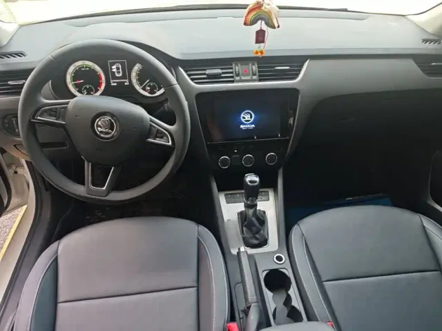Skoda Octavia — Фото автомобиля 9